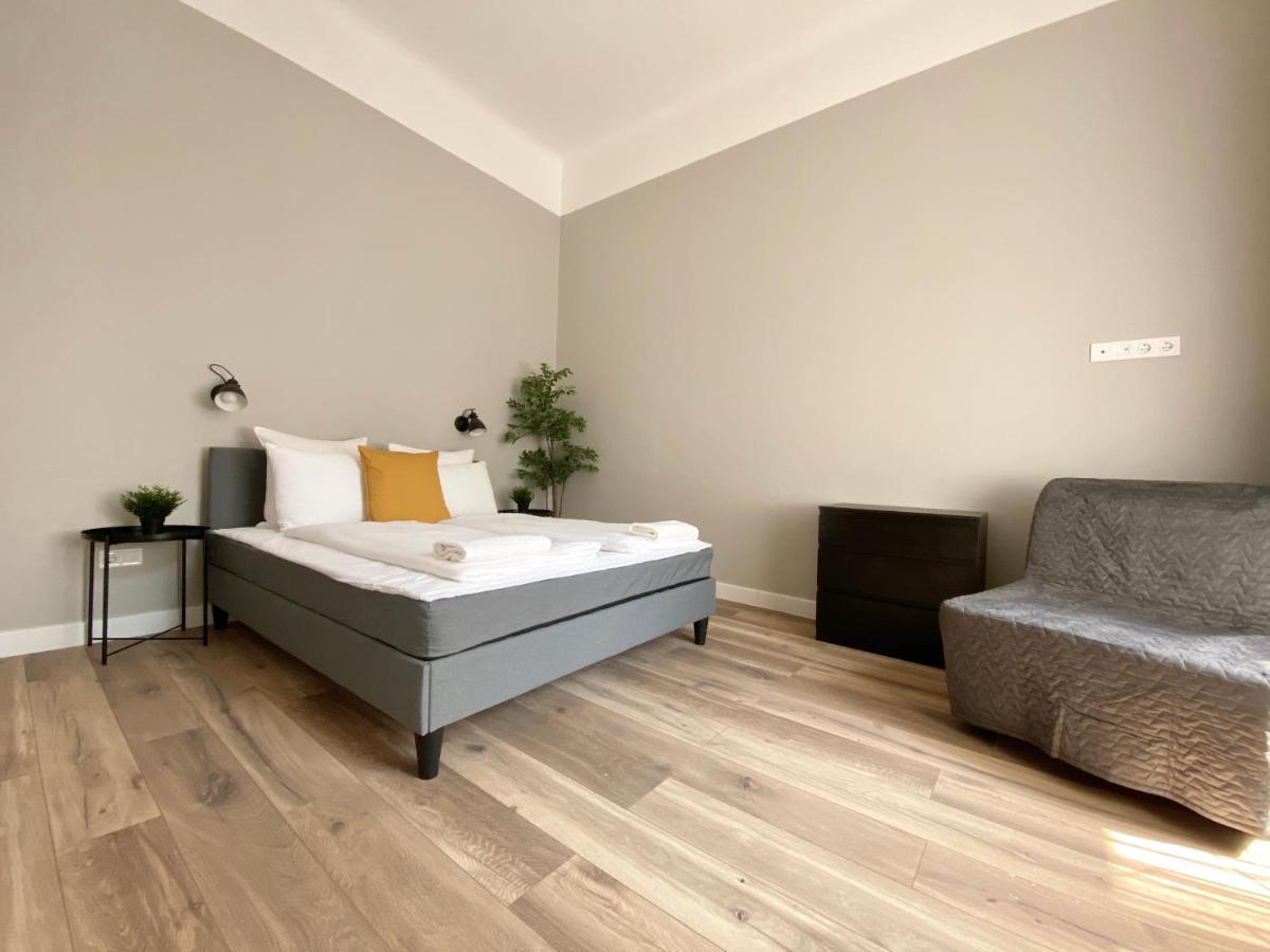 Standard Apartment By Hi5 - 2 Bedroom Suite In The Center Budapest Exterior foto