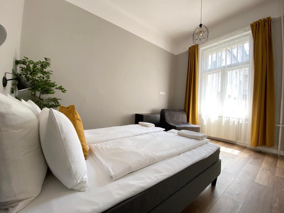 Standard Apartment By Hi5 - 2 Bedroom Suite In The Center Budapest Exterior foto
